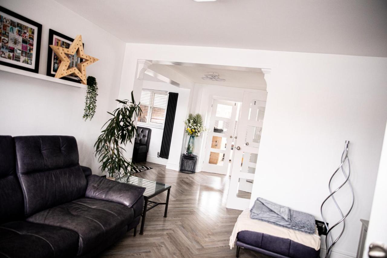 Inviting 3-Bed House In Μάντσεστερ Εξωτερικό φωτογραφία